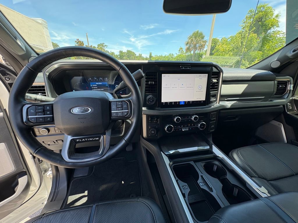 Certified 2025 Ford F250 Platinum AWD/4WD image 8