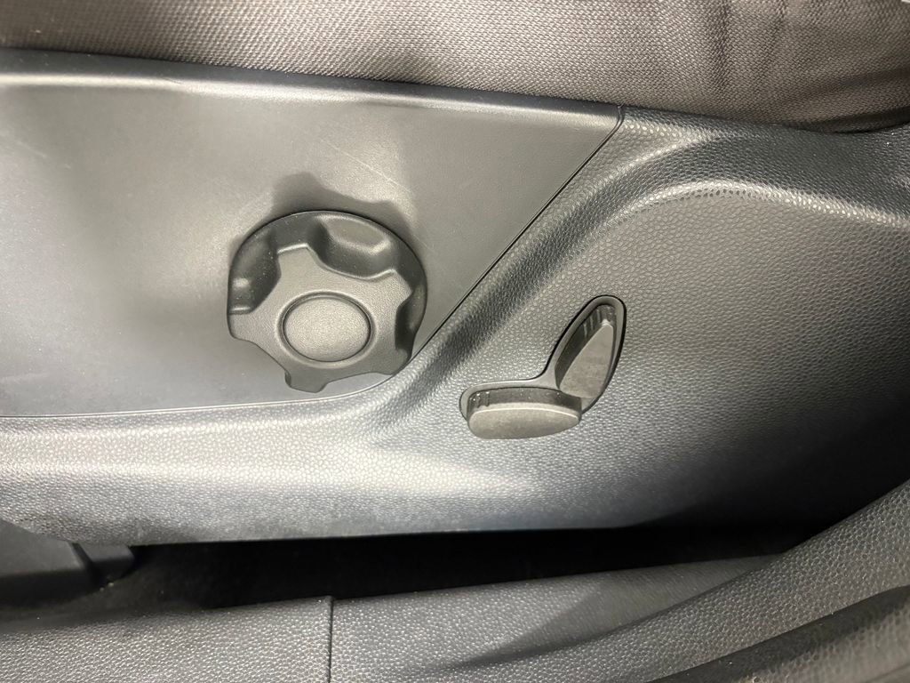 Certified 2020 Ford EcoSport SE FWD image 15