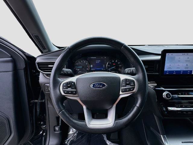Certified 2022 Ford Explorer Limited AWD/4WD image 10