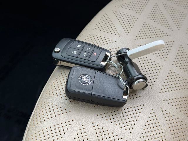 Used 2017 Buick Cascada Premium FWD image 35