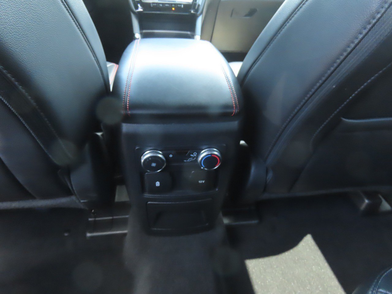 Certified 2022 Ford Explorer ST-Line RWD image 23