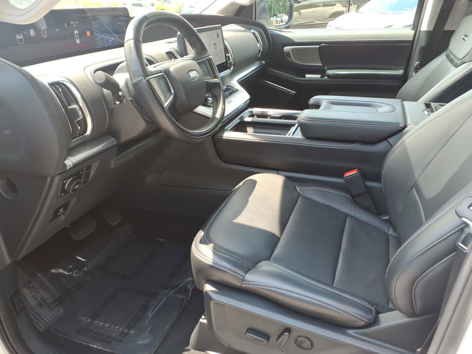 Certified 2025 Ford Expedition Max Platinum AWD/4WD image 12