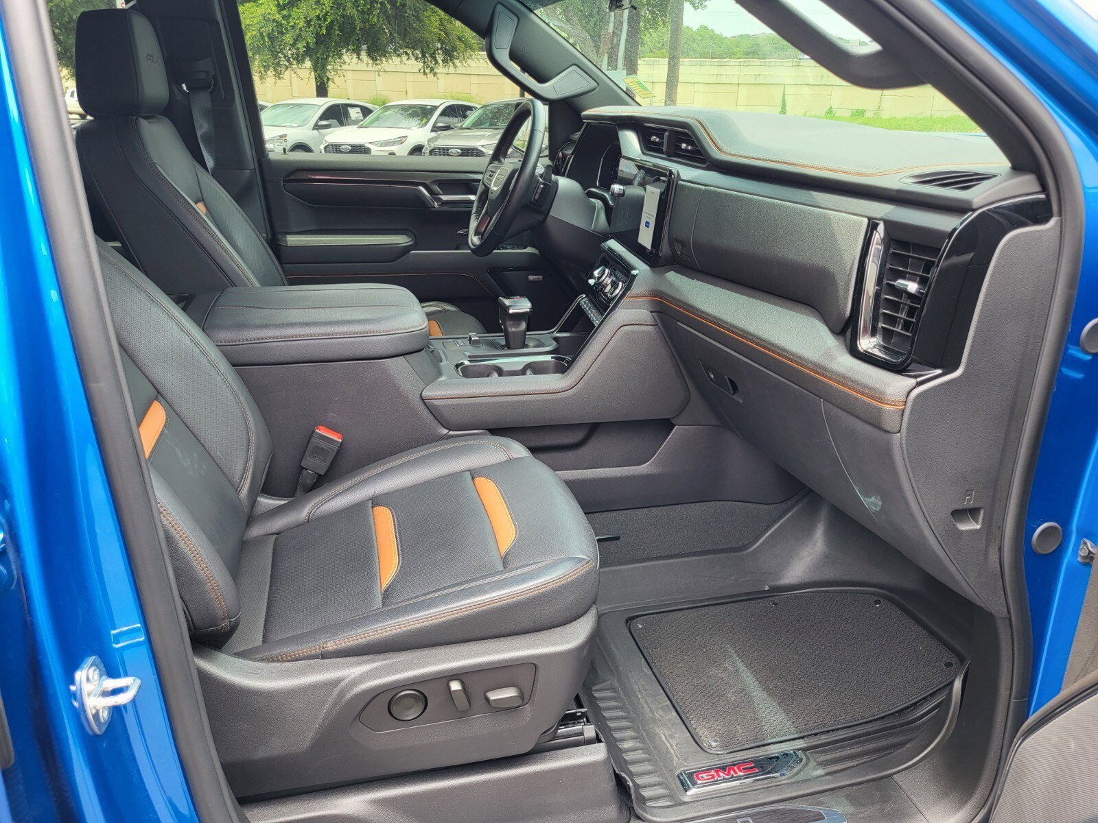 Used 2024 GMC Sierra 1500 AT4 AWD/4WD image 13
