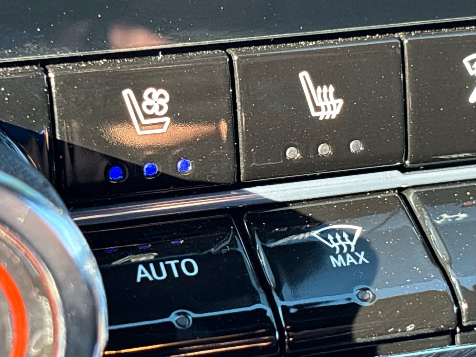 Used 2023 Chevrolet Colorado Z71 w/ Z71 Convenience Package 2 image 17