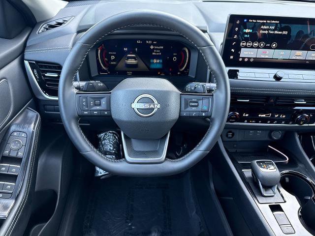 Used 2026 Nissan Rogue SL AWD/4WD image 13