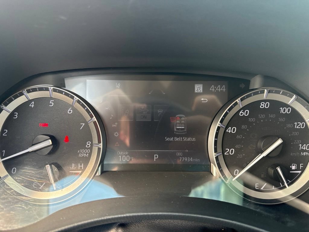 Used 2022 Toyota Highlander XLE FWD image 23