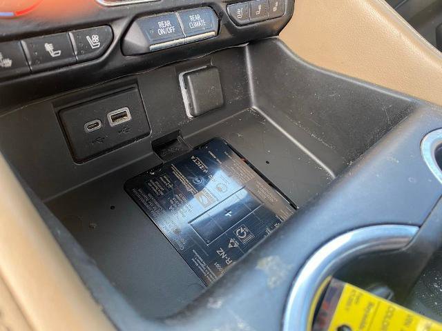 Used 2021 Chevrolet Tahoe Premier w/ Premium Package image 23