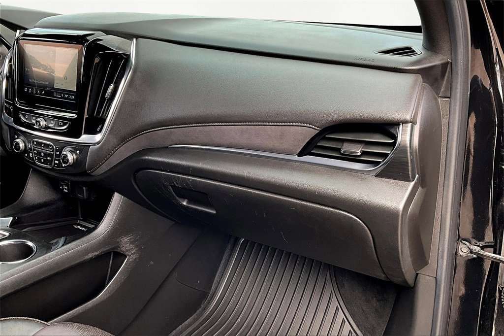 Used 2023 Chevrolet Traverse High Country image 17