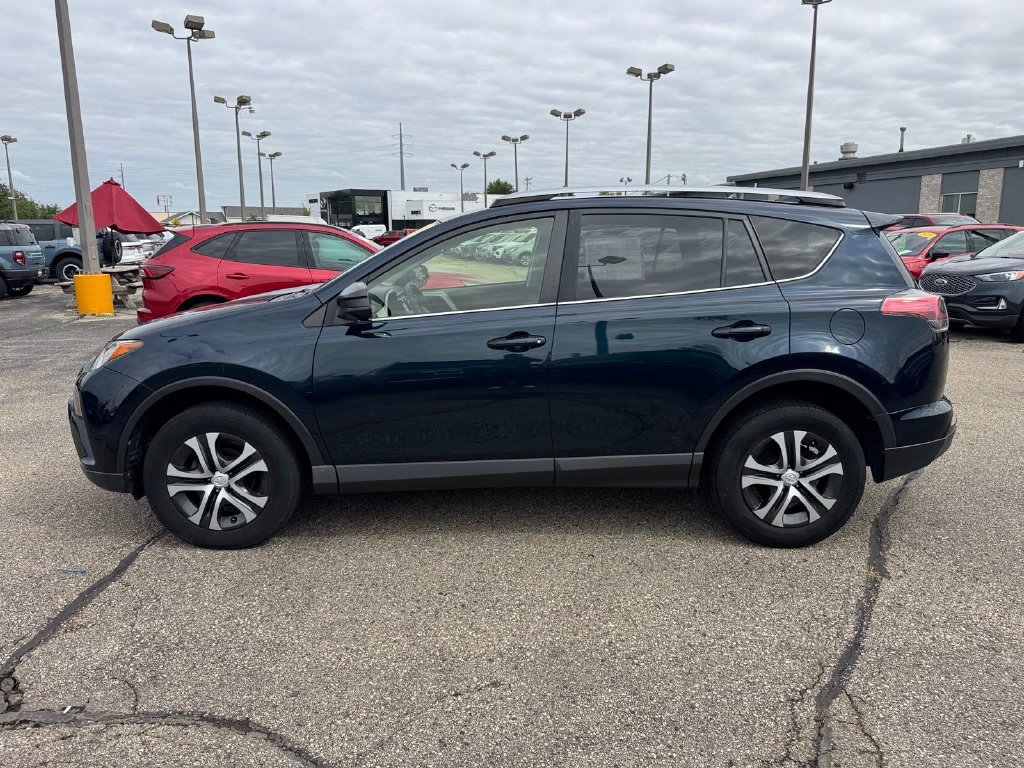 Used 2018 Toyota RAV4 LE w/ All Weather Liner Package FWD image 3