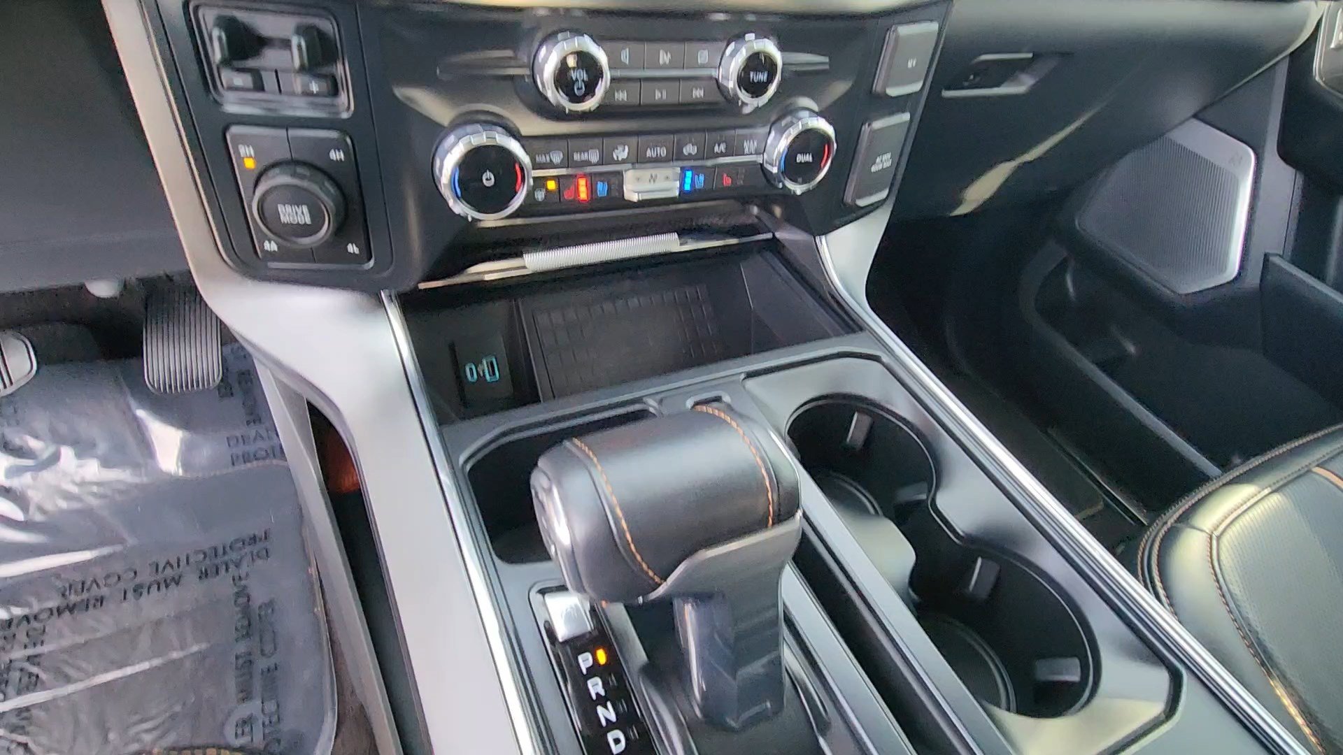 Certified 2022 Ford F150 Platinum w/ Equipment Group 701A High image 28