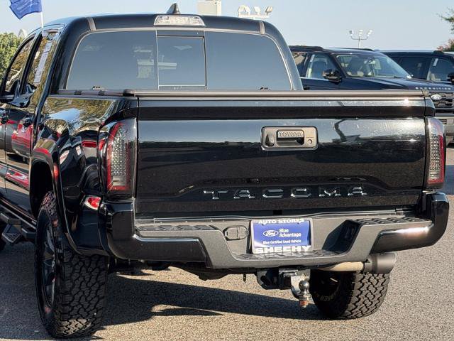 Used 2023 Toyota Tacoma SR5 w/ Technology Package AWD/4WD image 8