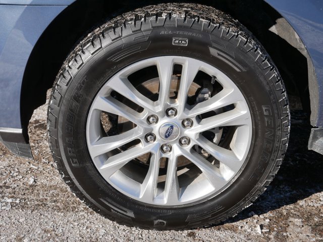 Certified 2022 Ford Expedition Max XLT image 10