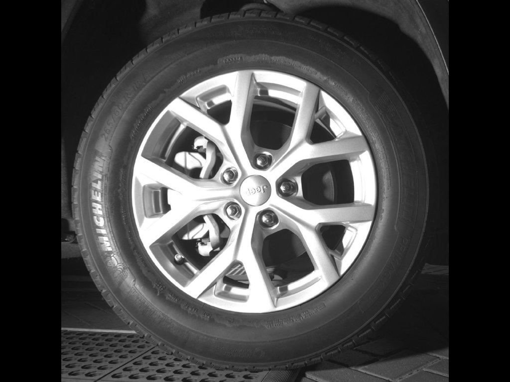 Used 2023 Jeep Grand Cherokee Limited RWD image 9