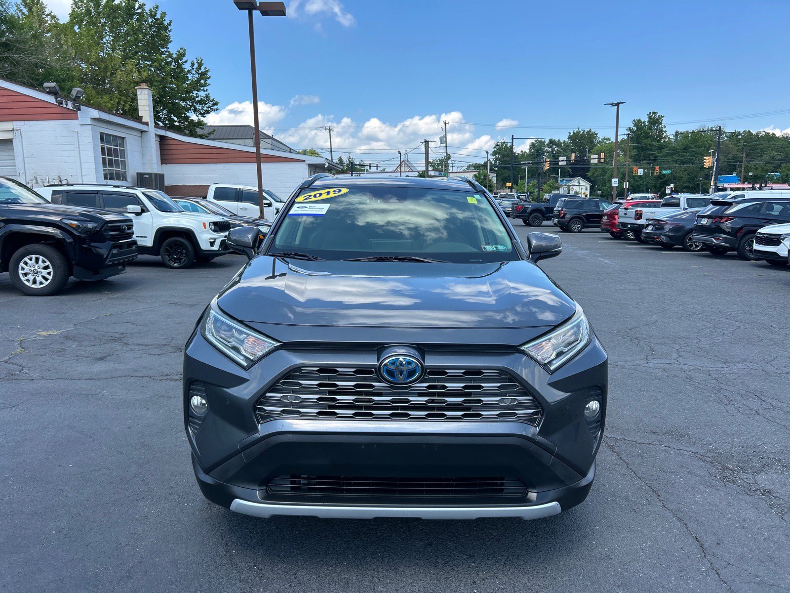 Used 2019 Toyota RAV4 Limited w/ Carpet Mat Package AWD/4WD image 23