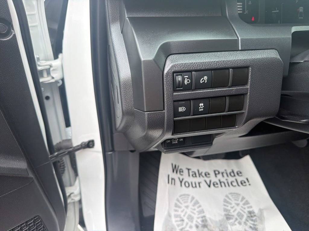 Used 2024 Toyota Tacoma SR RWD image 17