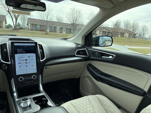 Certified 2024 Ford Edge Titanium AWD/4WD image 27