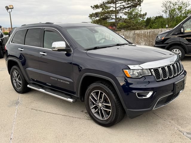 Used 2018 Jeep Grand Cherokee Limited AWD/4WD image 6