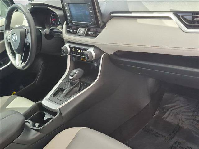 Used 2021 Toyota RAV4 XLE Premium FWD image 22