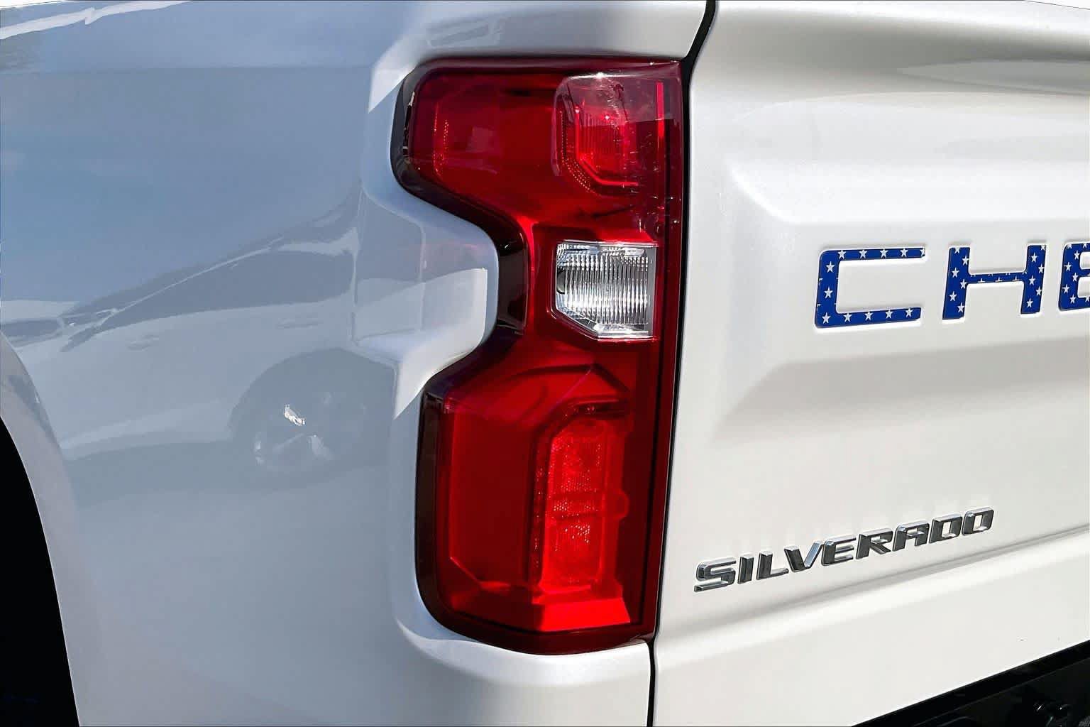 Used 2022 Chevrolet Silverado 1500 LTZ AWD/4WD image 25