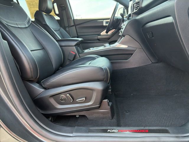 Certified 2020 Ford Explorer ST w/ Premium Technology Package AWD/4WD image 17