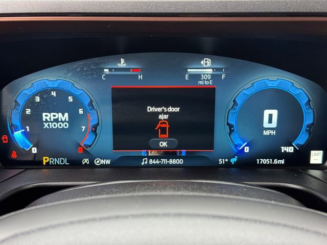 Certified 2025 Ford Bronco Sport Outer Banks w/ Outer Banks Tech Package+ AWD/4WD image 24