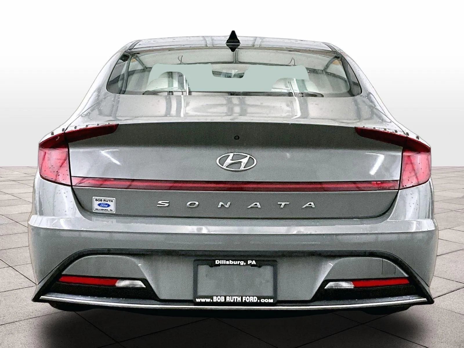 Used 2023 Hyundai Sonata SE FWD image 4