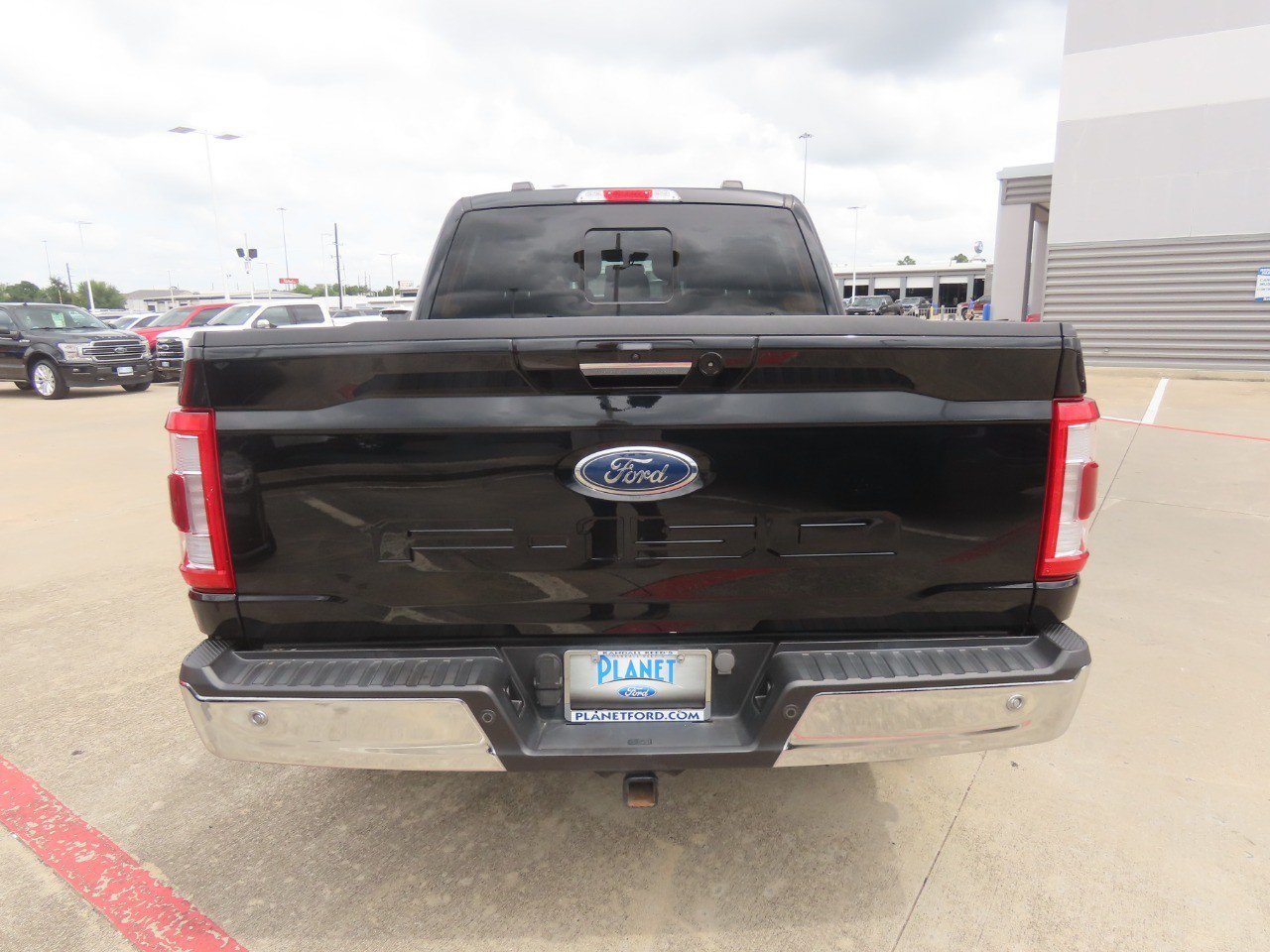 Certified 2023 Ford F150 Lariat w/ Trailer Tow Package AWD/4WD image 13