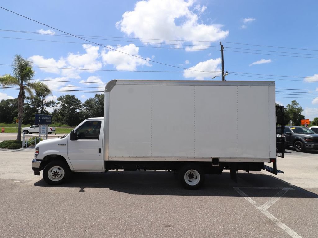 Certified 2024 Ford E-350 and Econoline 350 Super Duty w/ Power Windows & Locks Group RWD image 8