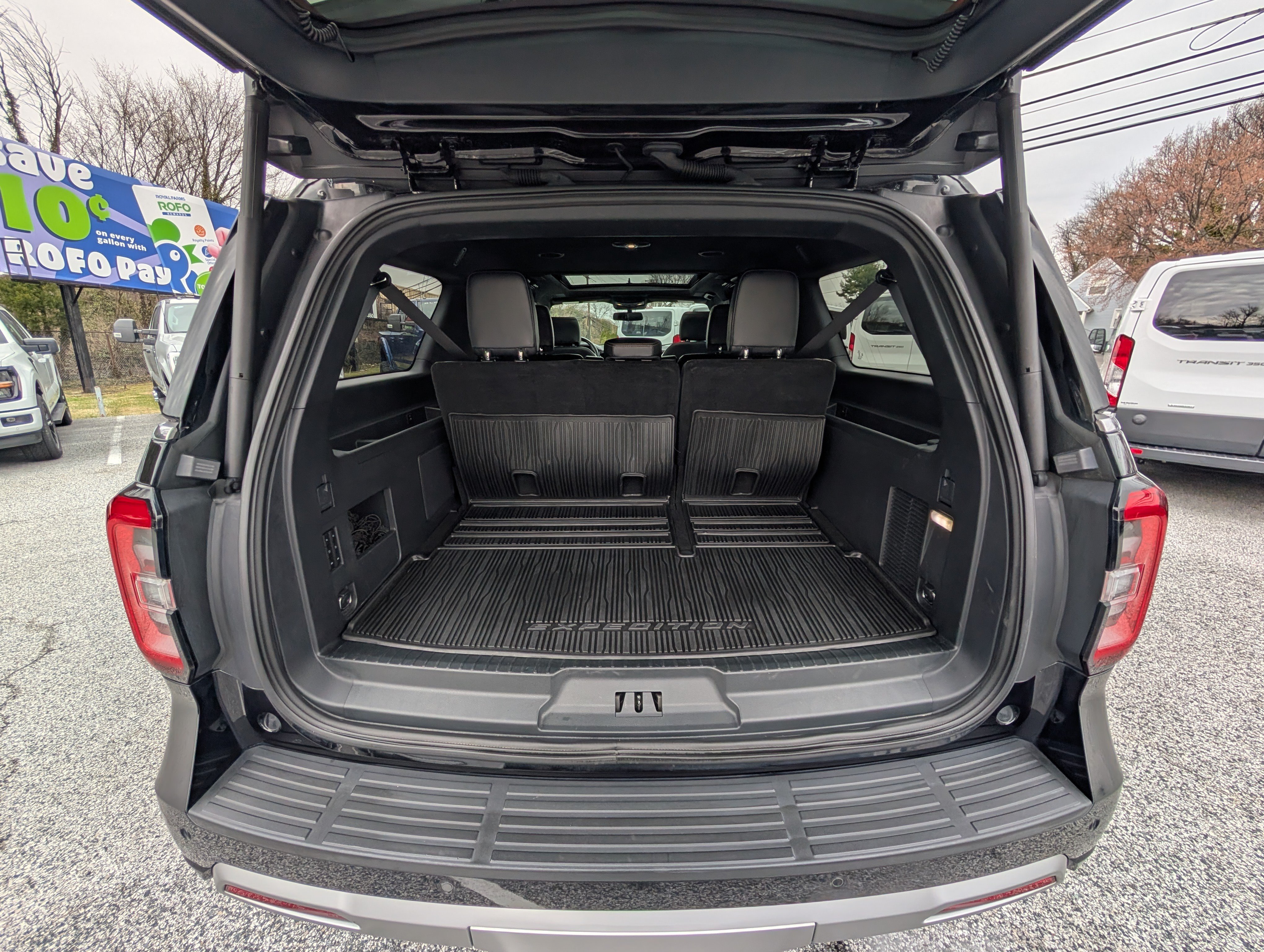 Certified 2023 Ford Expedition Max Platinum AWD/4WD image 15