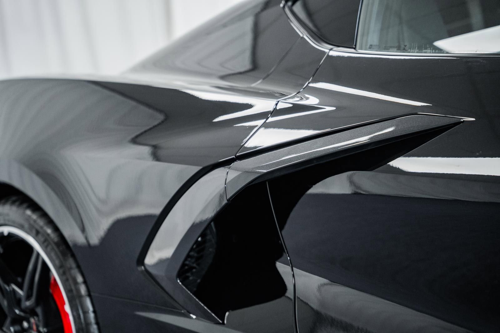 Used 2022 Chevrolet Corvette Stingray Coupe w/ 1LT image 13