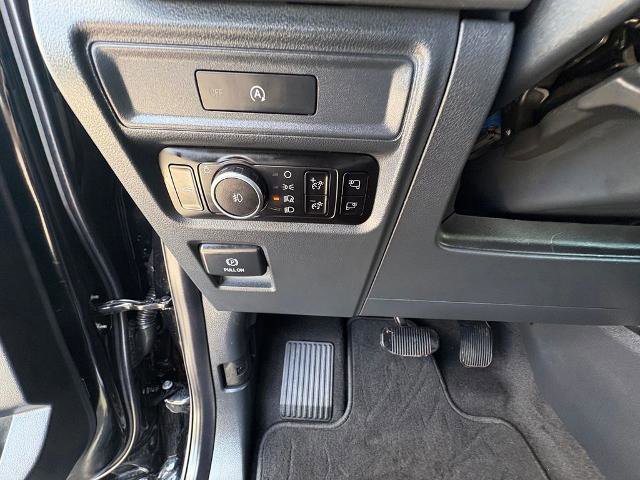 Certified 2025 Ford F150 XLT w/ Equipment Group 302A MID AWD/4WD image 19