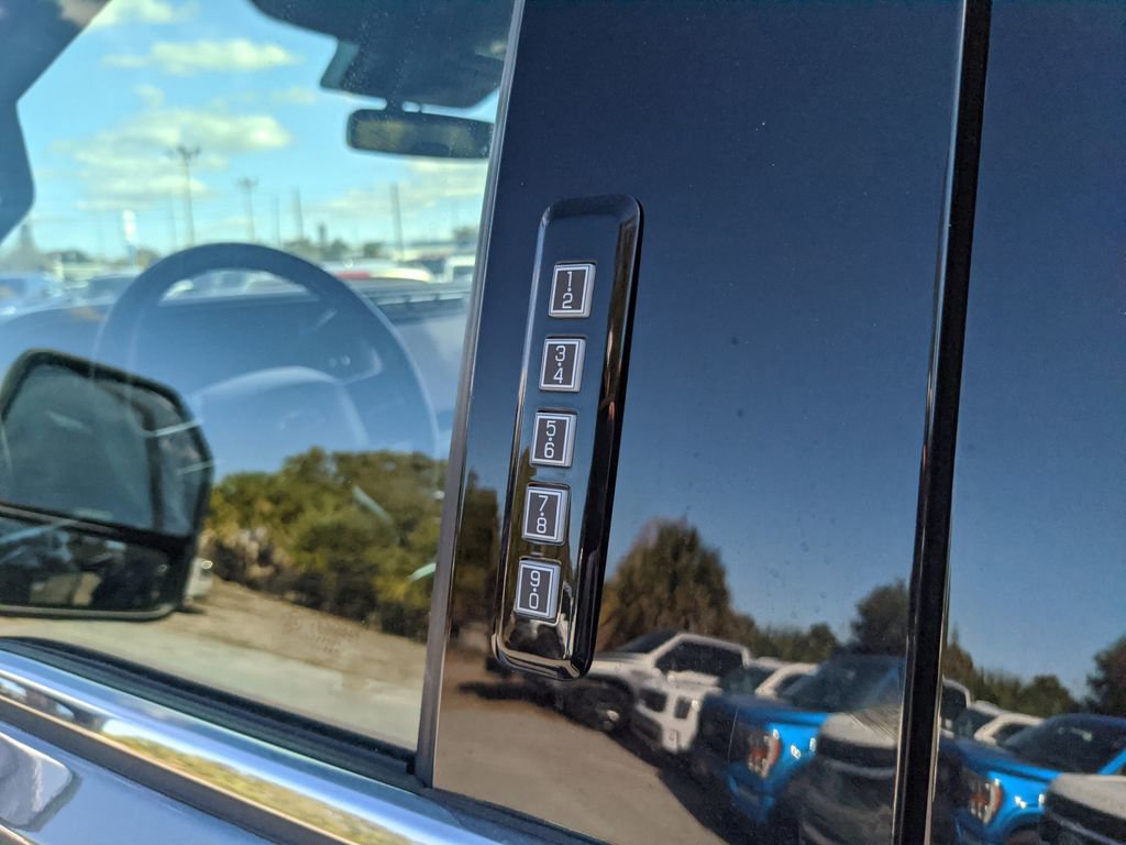 Certified 2024 Ford F250 Platinum image 23