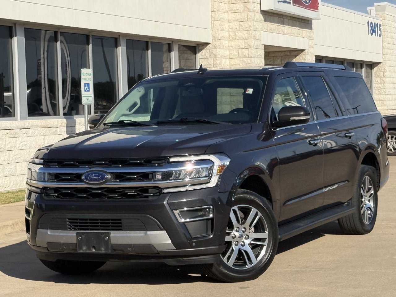 Certified 2024 Ford Expedition Max Limited RWD image 2