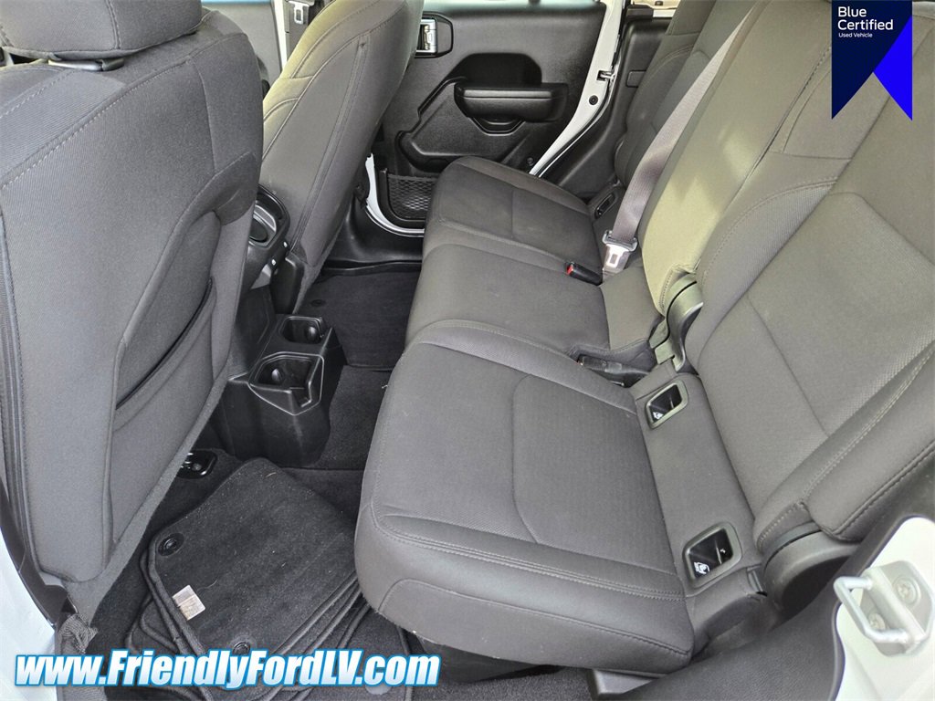 Used 2023 Jeep Gladiator Sport image 11