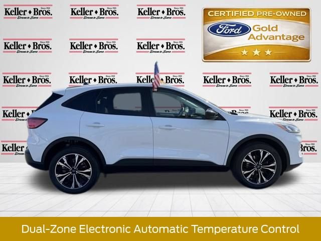 Certified 2022 Ford Escape SE w/ SE Sport Appearance Package AWD/4WD image 9