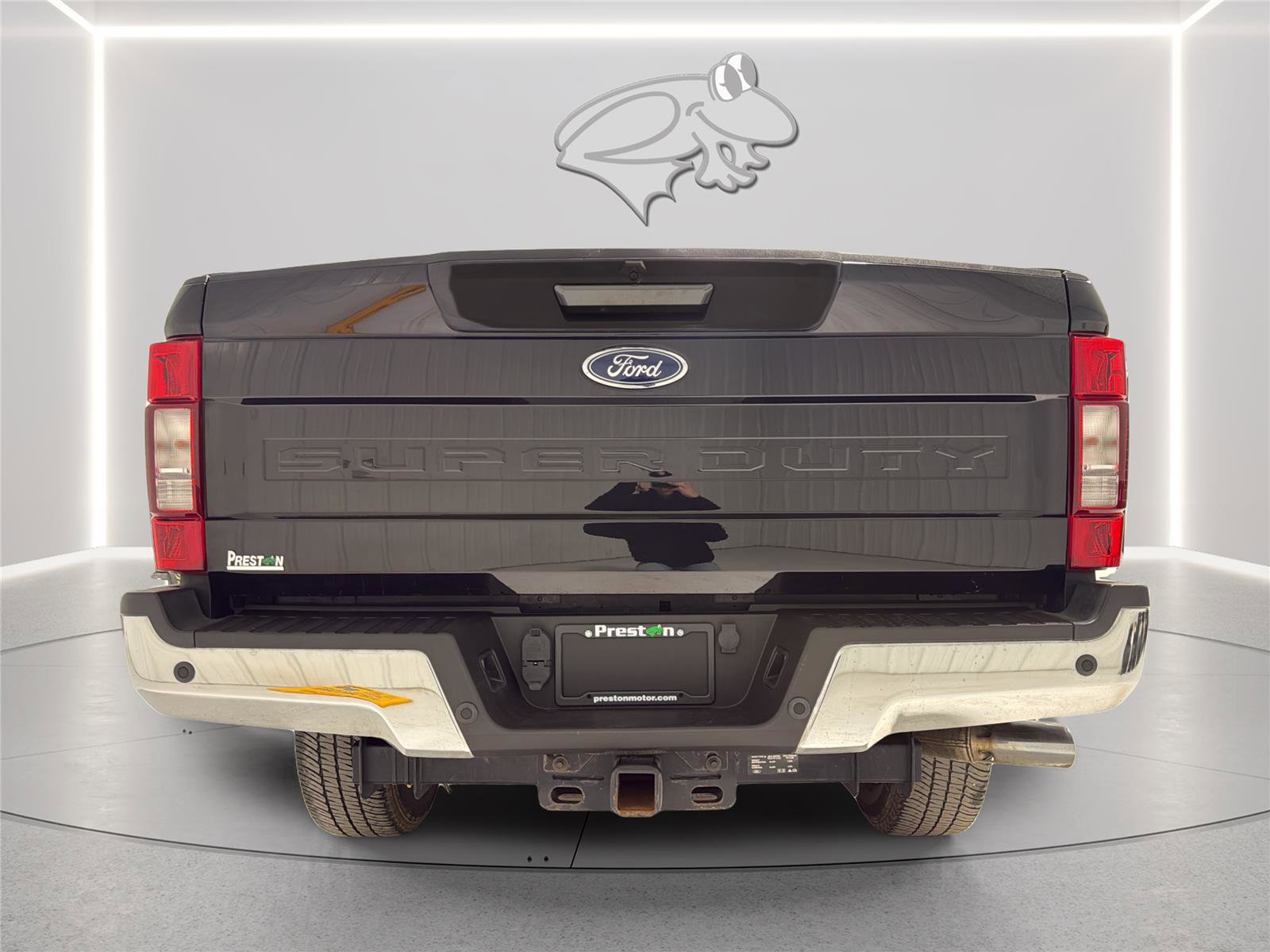 Certified 2021 Ford F250 XLT w/ XLT Premium Package AWD/4WD image 8