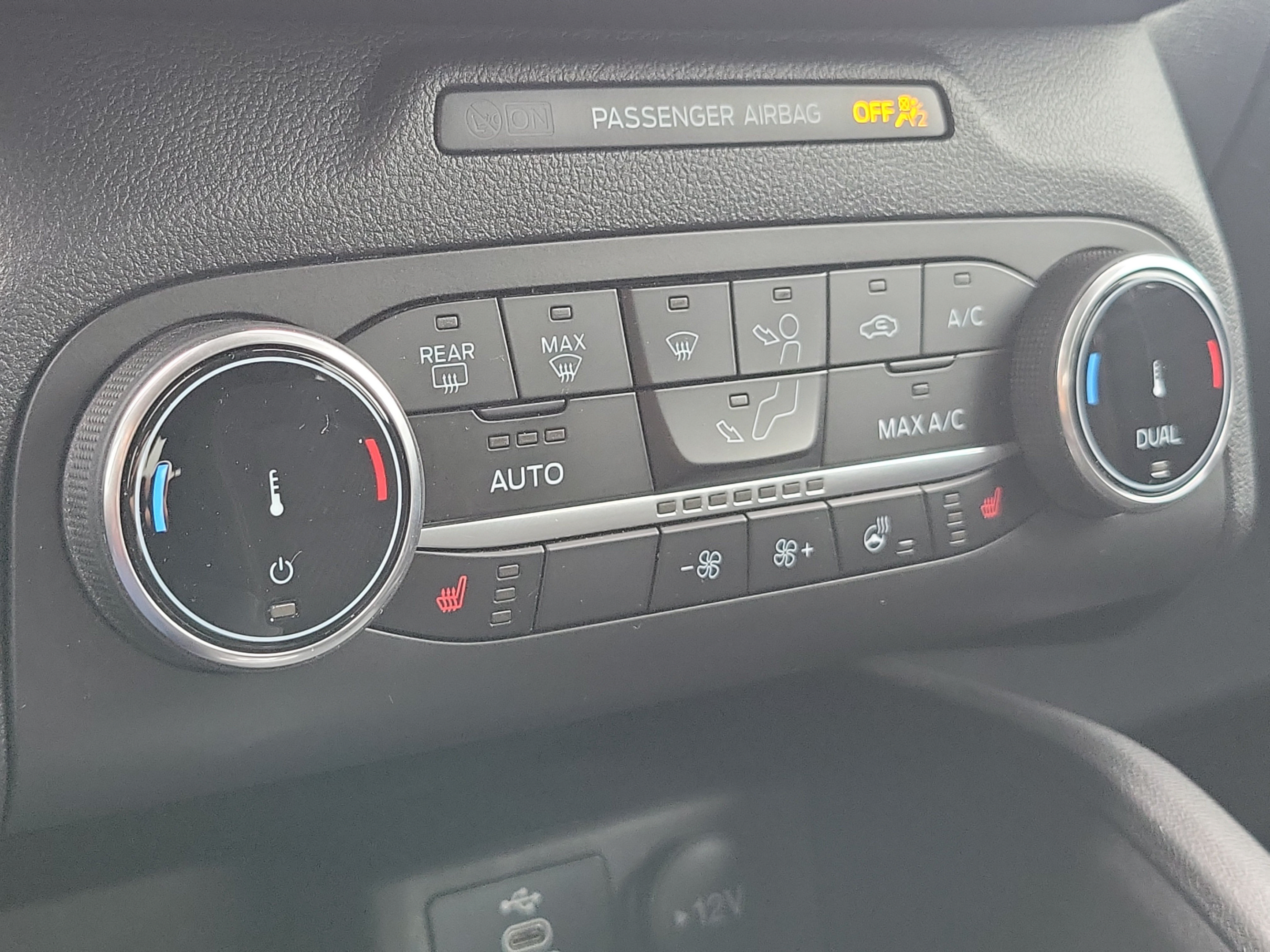 Certified 2024 Ford Escape Active AWD/4WD image 27