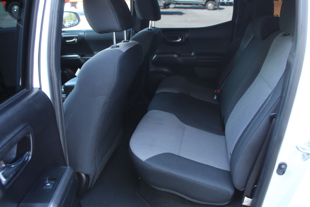 Used 2021 Toyota Tacoma TRD Sport w/ Technology Package RWD image 36