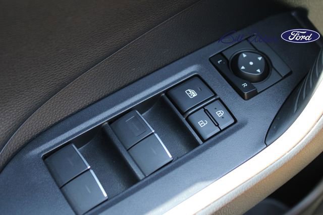 Used 2022 Toyota RAV4 XSE image 22