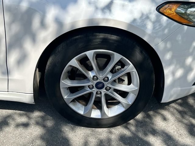 Certified 2019 Ford Fusion SE FWD image 10