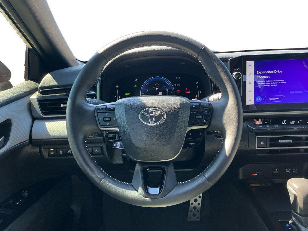 Used 2026 Toyota Camry SE w/ Multimedia Upgrade Package FWD image 18