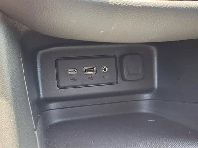 Used 2023 Chevrolet Equinox LT AWD/4WD image 9