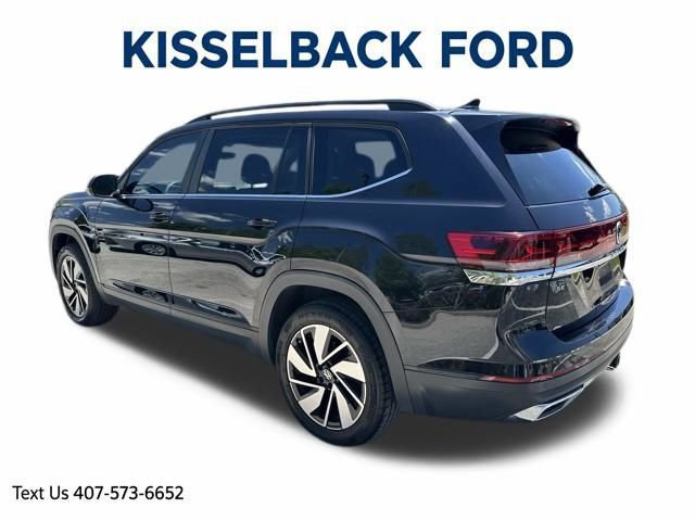 Used 2024 Volkswagen Atlas SE FWD image 3