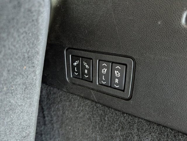 Used 2024 Cadillac XT6 Sport AWD/4WD image 36