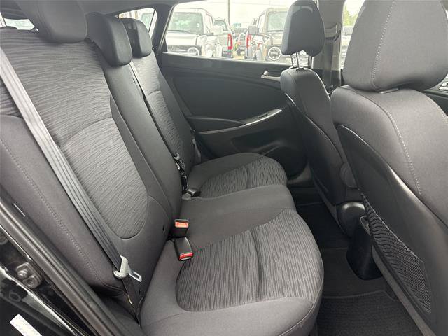 Used 2017 Hyundai Accent SE FWD image 18