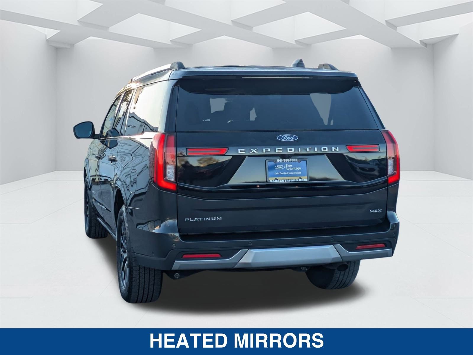 Certified 2025 Ford Expedition Max Platinum image 6