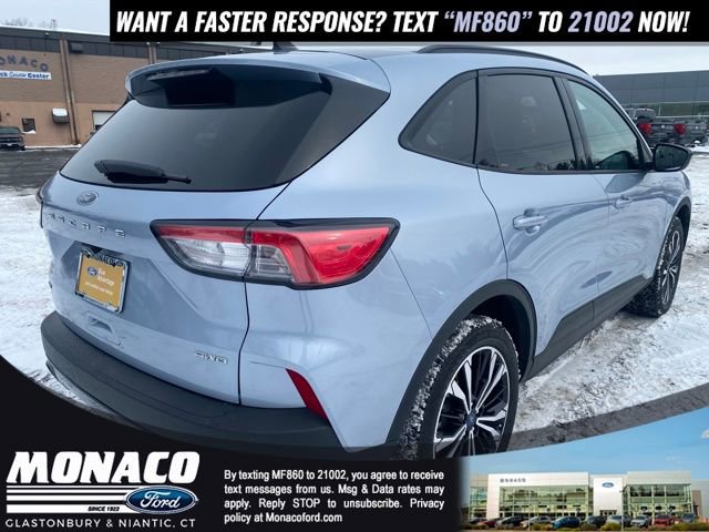 Certified 2022 Ford Escape SE w/ SE Sport Appearance Package image 5