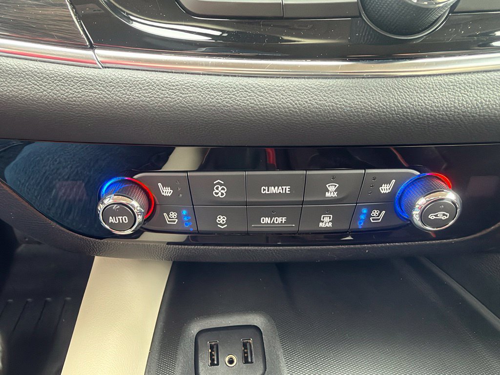 Used 2018 Buick Enclave Premium w/ Trailering Package FWD image 34
