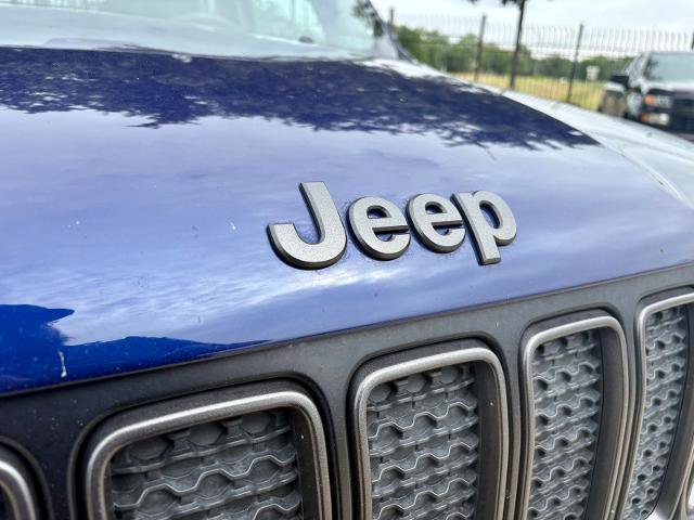 Used 2021 Jeep Renegade Latitude FWD image 11