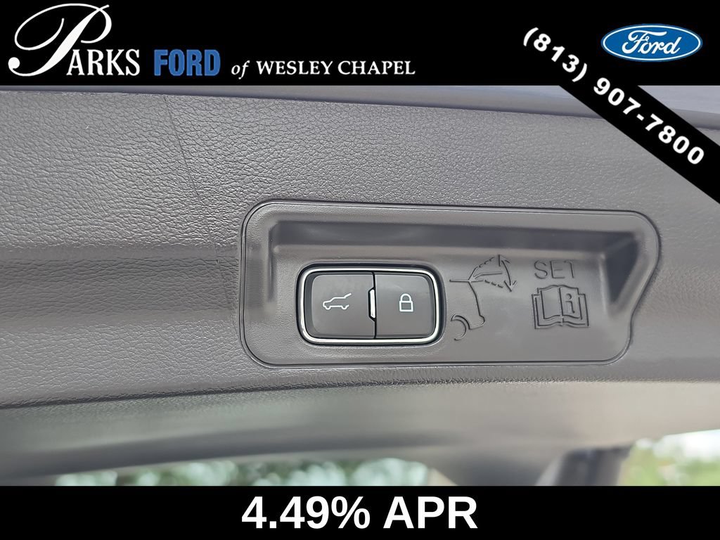 Certified 2025 Ford Explorer Active w/ Active Comfort Package RWD image 10